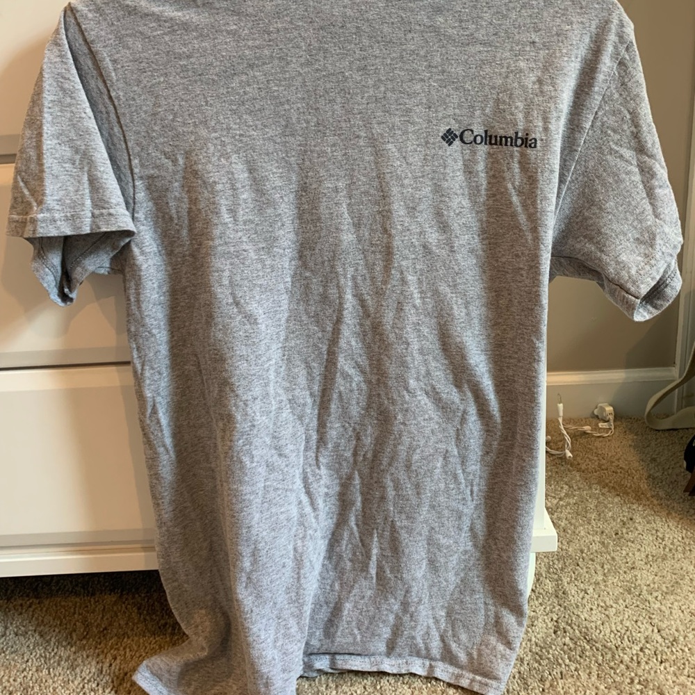 Columbia t shirt. Size- small. Never worn